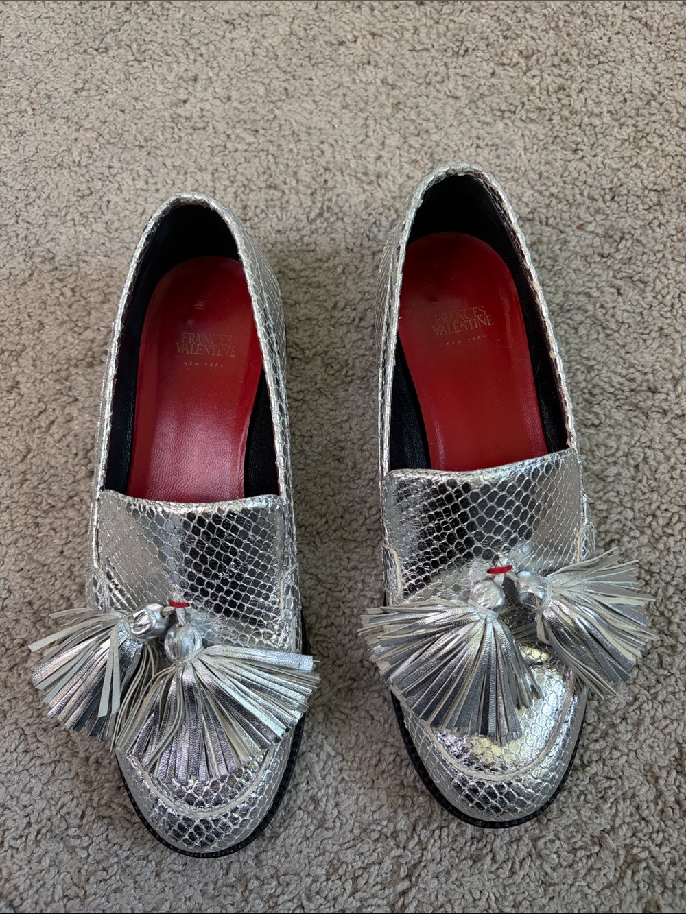 Frances Valentine Metallic Silver Textured Loafers With Tassels Women’s 7.5